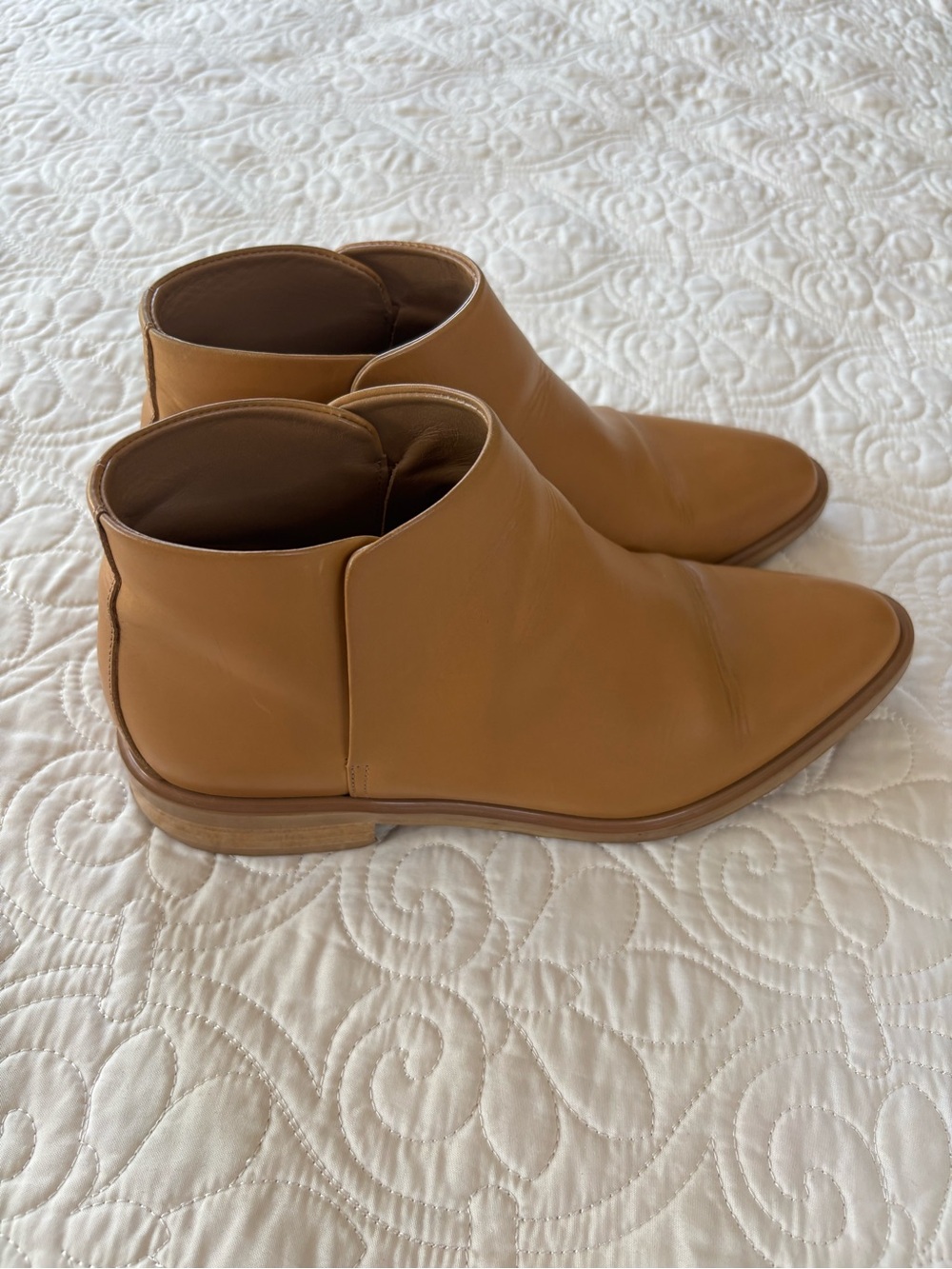 Everlane Italian Leather Modern Ankle Boot boot in Camel